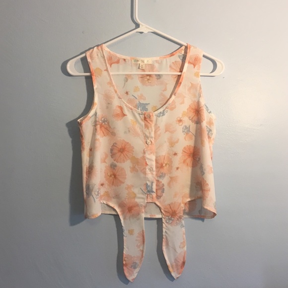 Love & Fire Button Down Floral Top w Front Tie - Picture 2 of 8